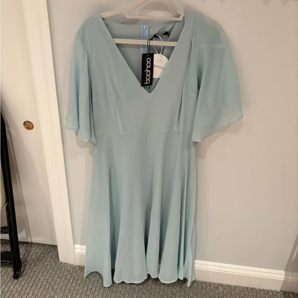 Boohoo | Dresses | Boohoo Chiffon Angel Sleeve Midi Skater Bridesmaid Dress | Poshmark Boohoo | Dresses | Boohoo Chiffon Angel Sleeve Midi Skater Bridesmaid Dress | Poshmark